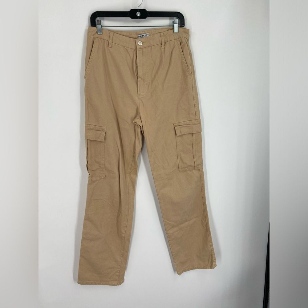 DeFacto Women’s Tan Cargo Pants with Utility Pockets size 8